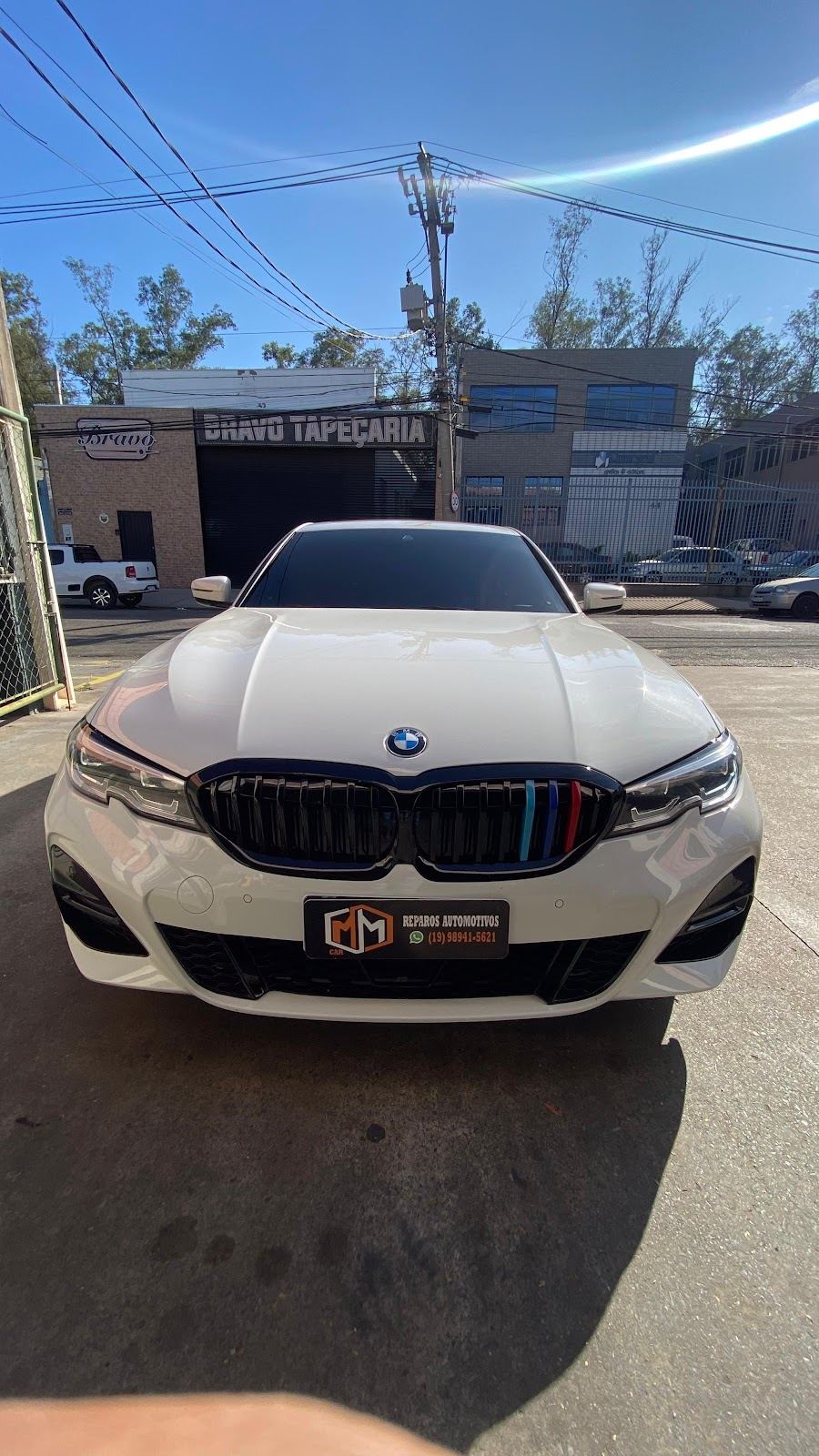 BMW branca entregue